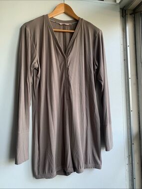 la Vie en Rose Ribbed Taupe Sleep Romper